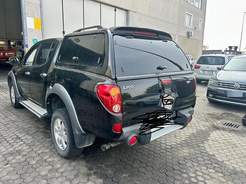 Usata Mitsubishi L200 136 CV (100 kW) 2006 Pick-up