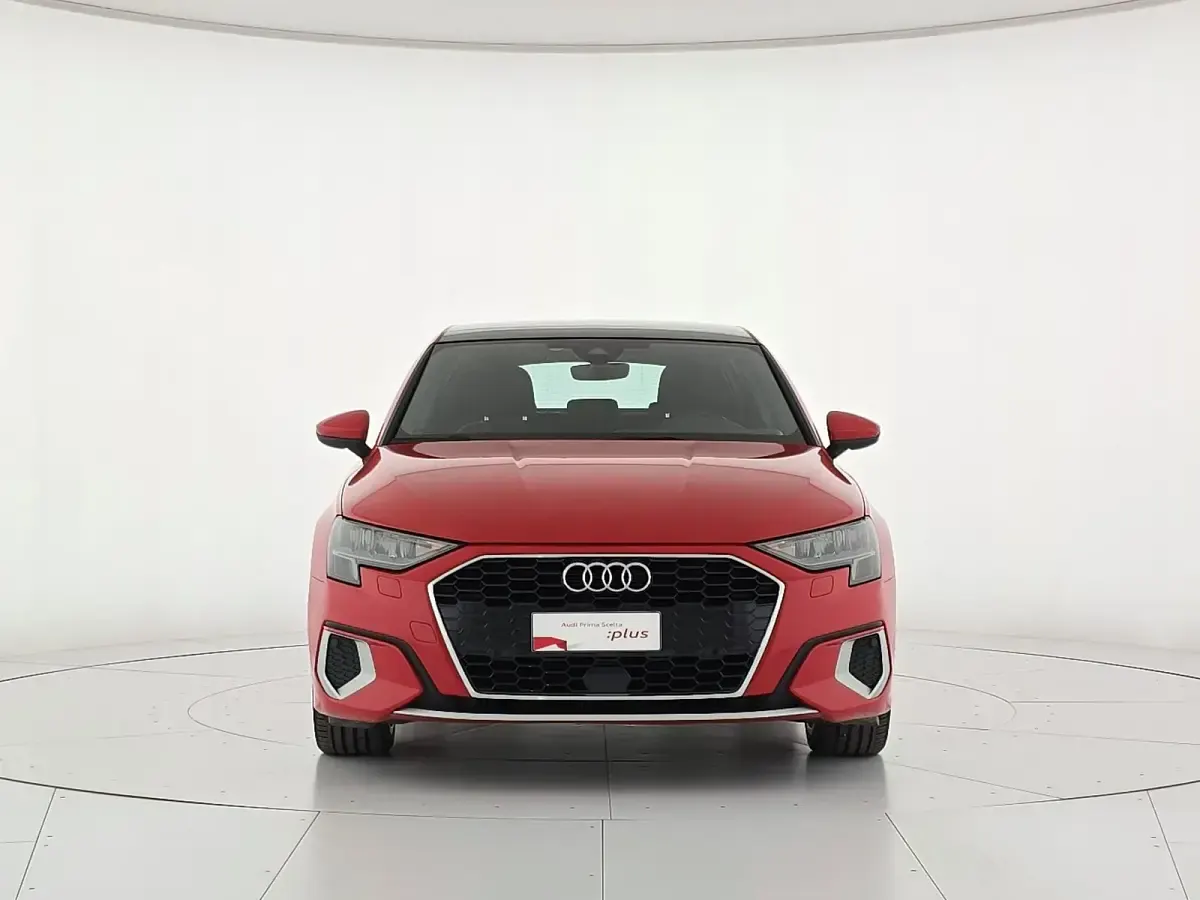 Gebraucht Audi A3 Advanced 150 PS (110 kW) 2021 Rot Limousine