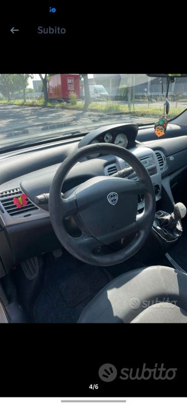 Usata Lancia Ypsilon S 69 CV (50 kW) 2011 Marrone Utilitaria