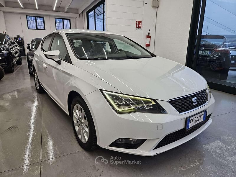 Usata Seat Leon Style 105 CV (77 kW) 2013 Bianco Berlina