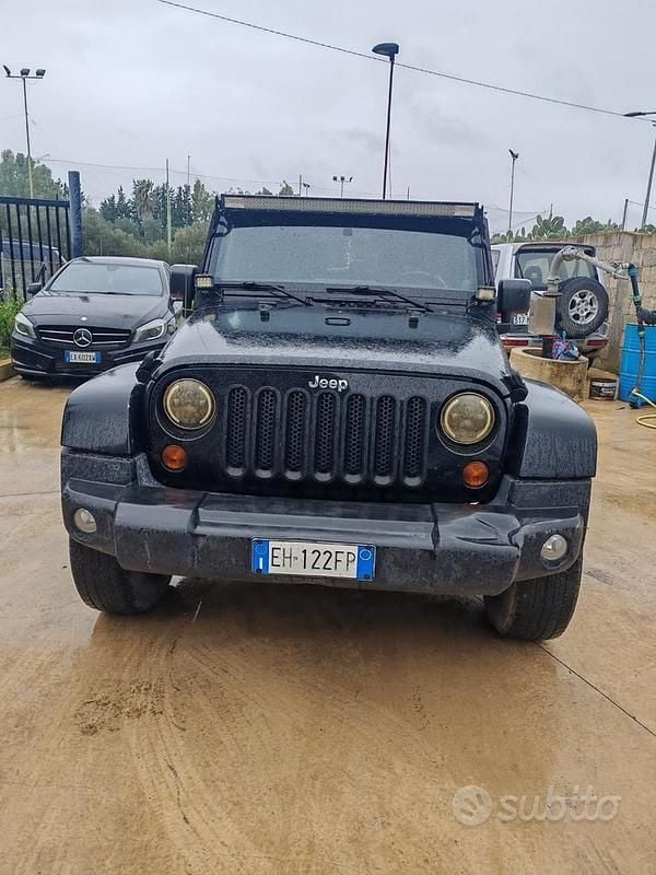 Usata Jeep Wrangler 2011 Nero SUV