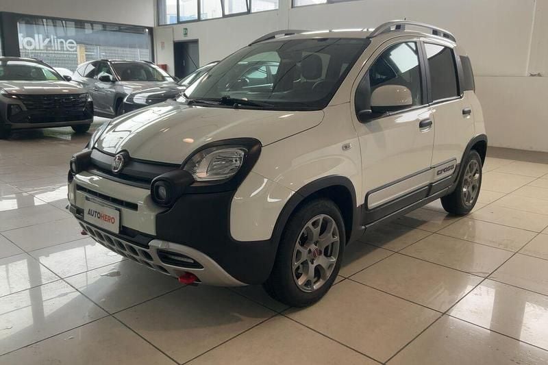 Usata Fiat Panda Cross Cross 69 CV (50 kW) 2022 Utilitaria
