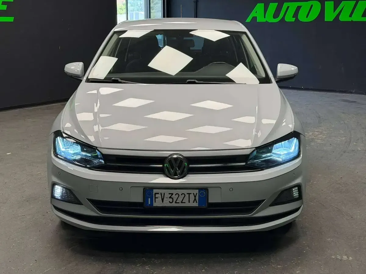Usata VW Polo Comfortline 65 CV (47 kW) 2019 Bianco Utilitaria