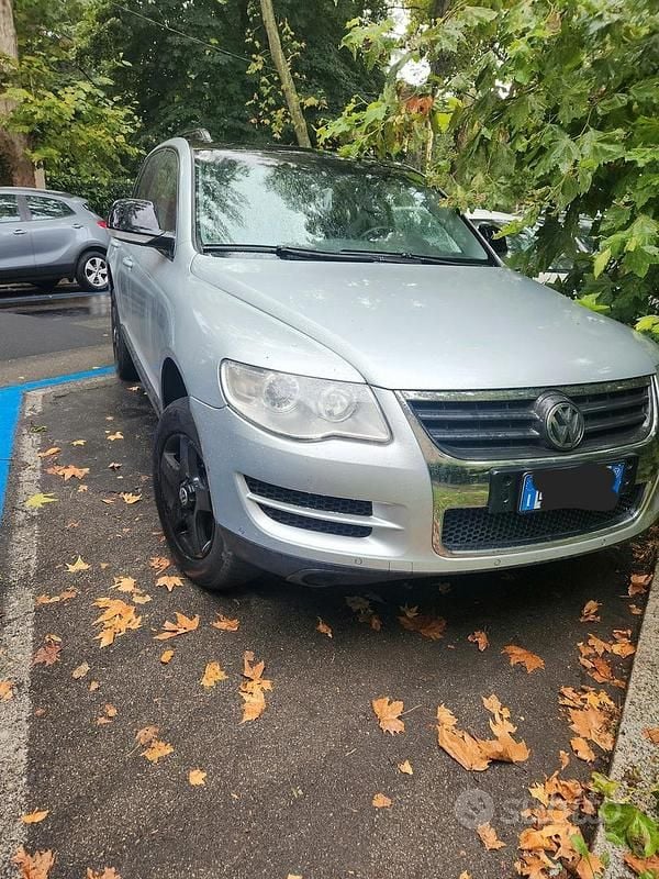 Grigio Usata 2007 VW Touareg SUV | 4000 € (Ottimo prezzo) - Immagine 1/4