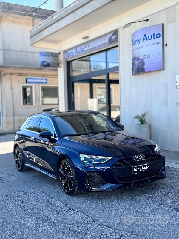 Usata Audi A3 Comfort 150 CV (110 kW) 2024 Blu Berlina