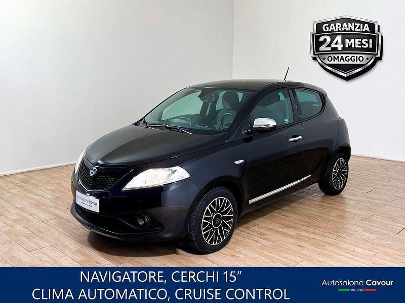 Usata Lancia Ypsilon Gold 69 CV (50 kW) 2020 Nero Utilitaria