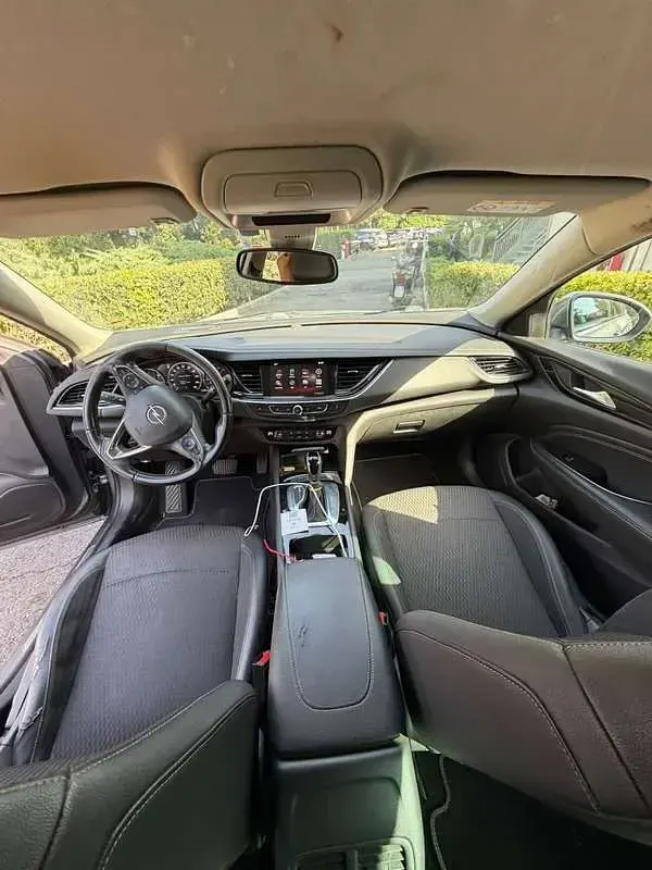 Usata Opel Insignia Innovation 136 CV (100 kW) 2018 Station wagon