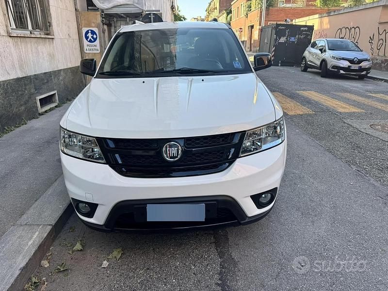 Usata Fiat Freemont 170 CV (125 kW) 2013 Bianco SUV