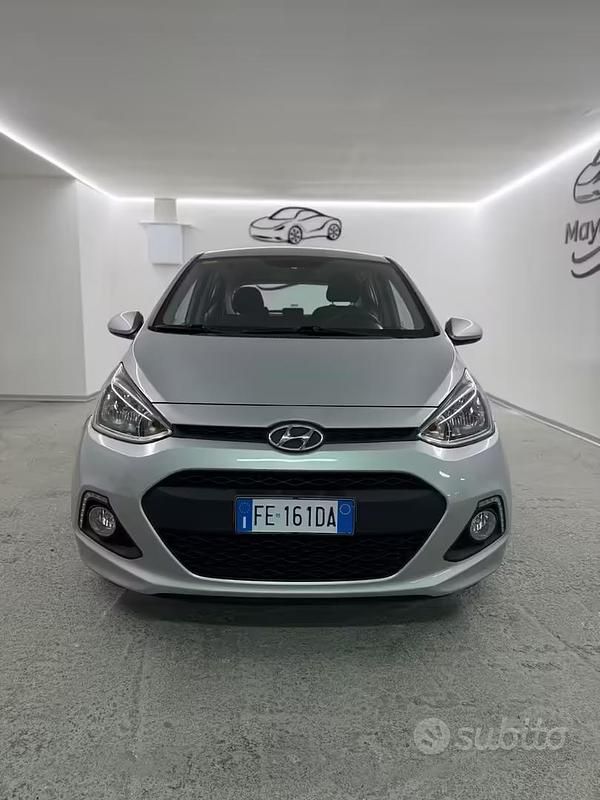 Usata Hyundai i10 66 CV (48 kW) 2016 Grigio Utilitaria