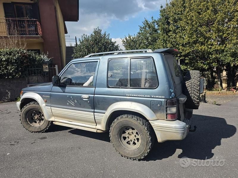 Usata Mitsubishi Pajero 100 CV (73 kW) 1993 SUV