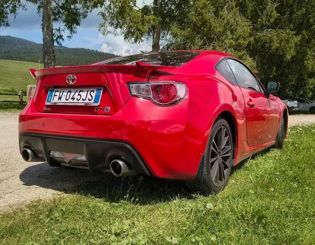 Usata Toyota GT86 GT 200 CV (147 kW) 2013 Rosso Coupé