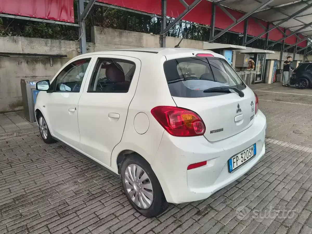 Usata Mitsubishi Space Star 71 CV (52 kW) 2018 Bianco Utilitaria