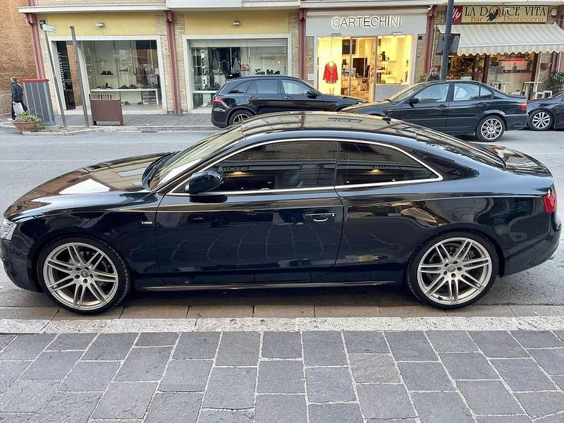 Usata Audi A5 Ambition 177 CV (130 kW) 2012 Nero Coupé