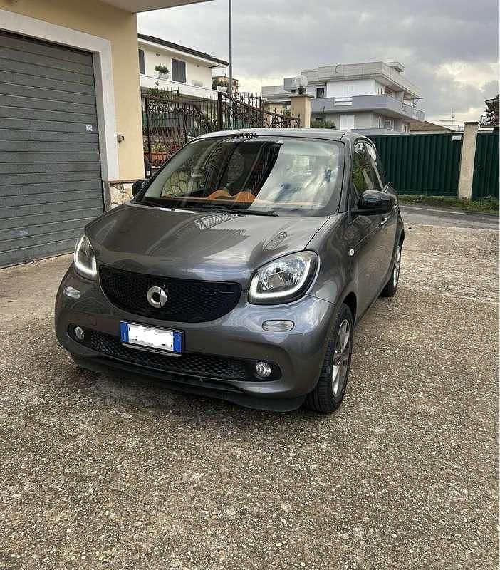 Usata 2015 Smart ForFour Proxy Utilitaria | 7400 € (Ottimo prezzo) - Immagine 1/4