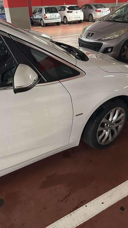 Usata BMW 218 Active Tourer Luxury Line 150 CV (110 kW) 2018 Bianco Monovolume