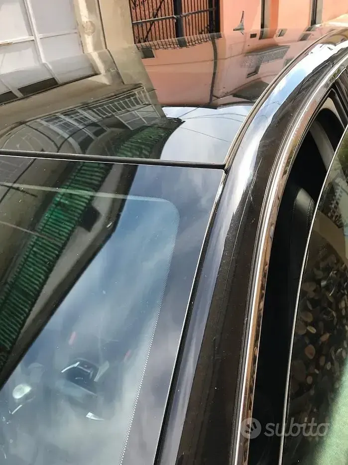 Usata Peugeot 308 116 CV (85 kW) 2014 Nero Berlina