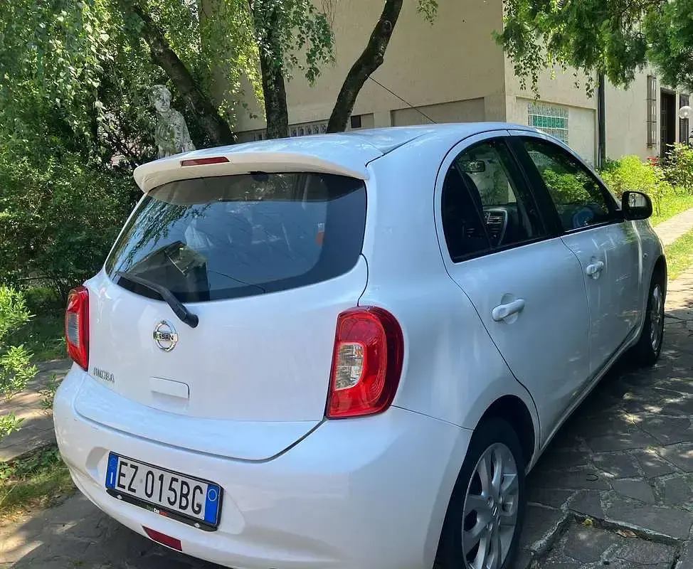 Usata Nissan Micra Acenta 80 CV (58 kW) 2015 Bianco Utilitaria