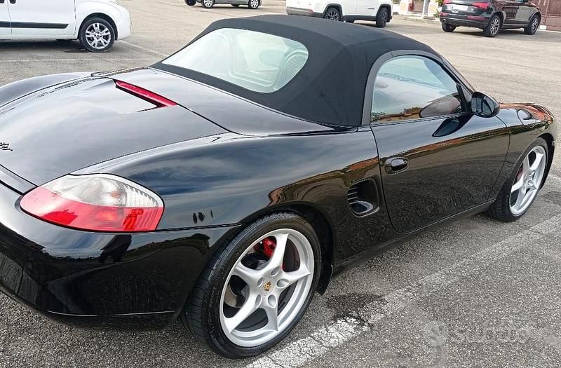 Usata Porsche 986 Boxster 220 CV (161 kW) 2000 Nero Cabrio