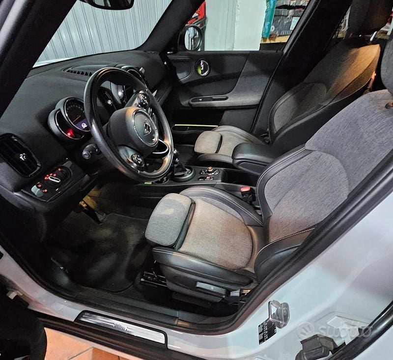Usata Mini Cooper D Countryman Hype 150 CV (110 kW) 2020 SUV