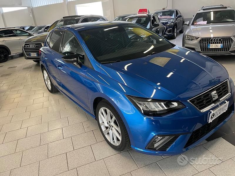 Second-hand Seat Ibiza FR 116 CP (85 kW) 2025 Albastru Hatchback