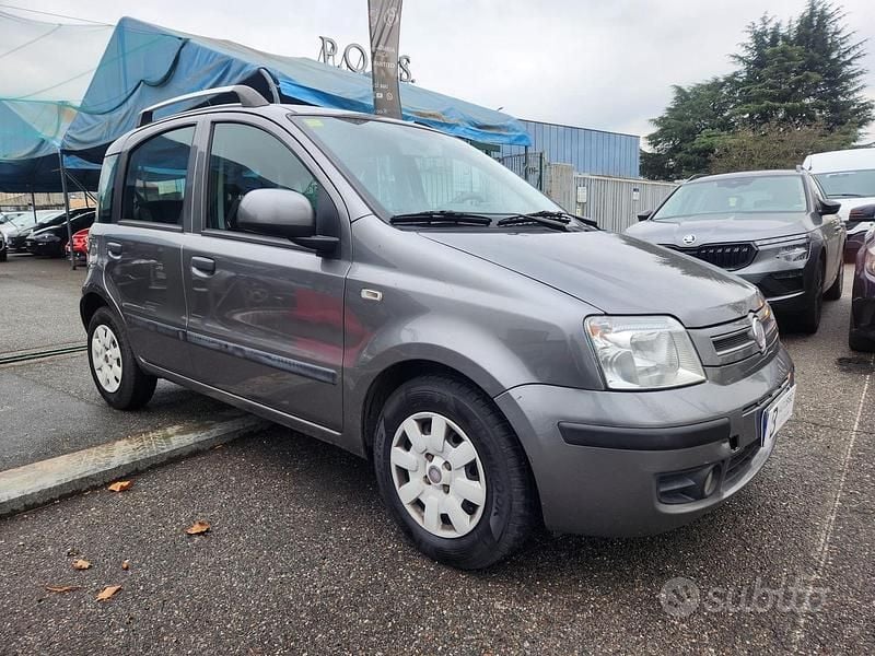 Usata Fiat Panda Active 60 CV (44 kW) 2011 Grigio Berlina