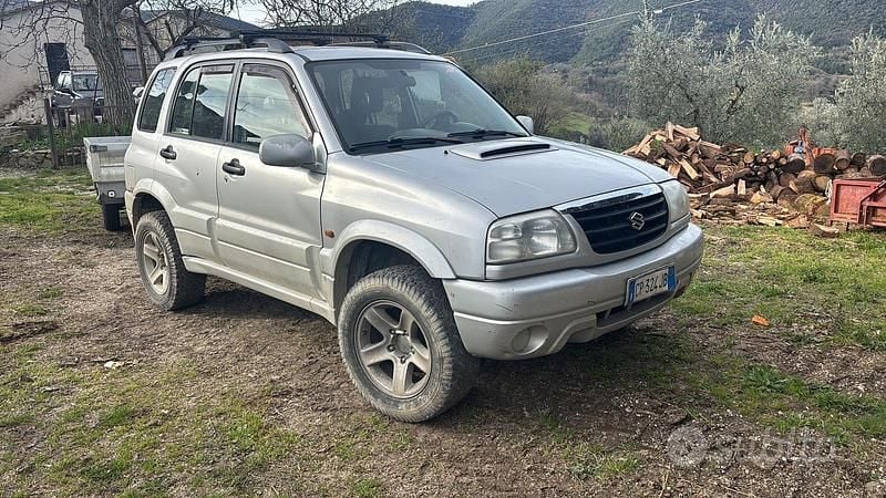 Usata Suzuki Grand Vitara 2004 Grigio SUV