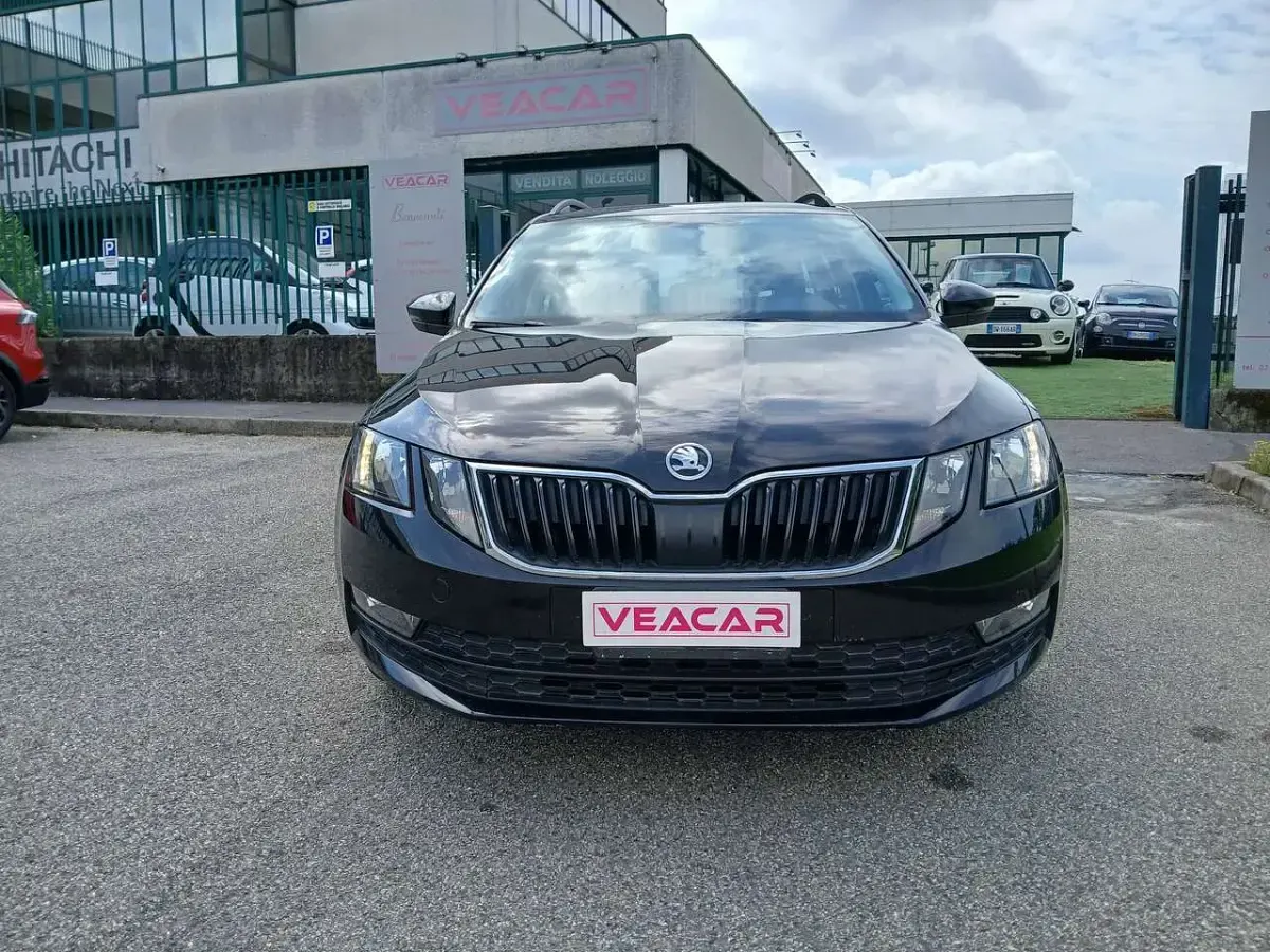 Usata Skoda Octavia Style 116 CV (85 kW) 2019 Nero Station wagon