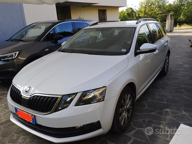 Usata Skoda Octavia 110 CV (80 kW) 2017 Bianco Station wagon