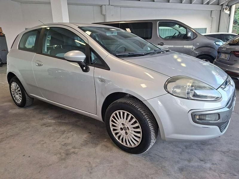 Usata Fiat Punto Evo 69 CV (50 kW) 2009 Grigio Utilitaria