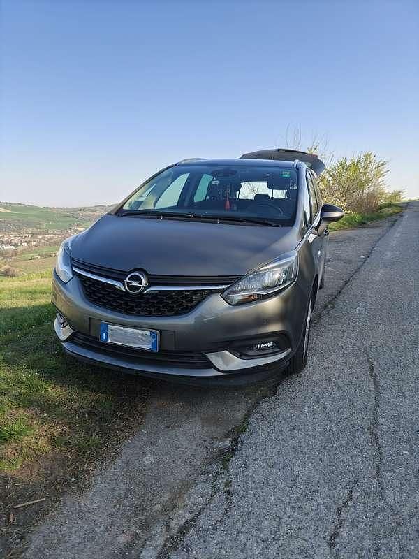 Occasion Opel Zafira Tourer Cosmo 150 ch (110 kW) 2018 Monospace