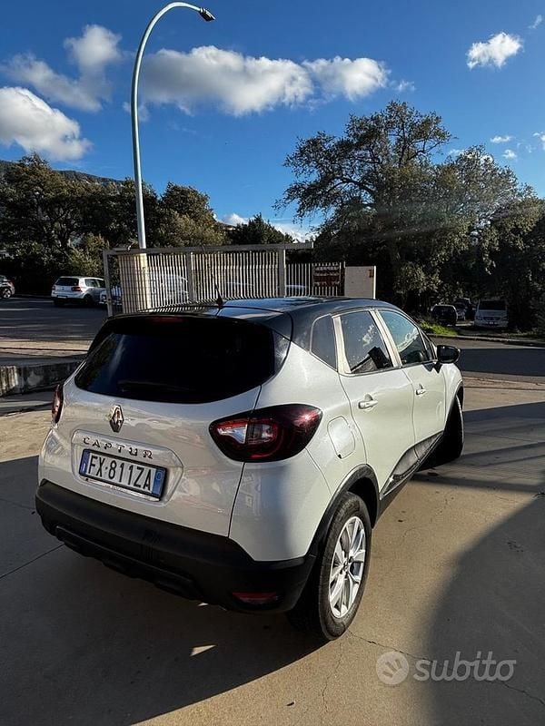Occasion Renault Captur 90 ch (66 kW) 2019 Blanc SUV