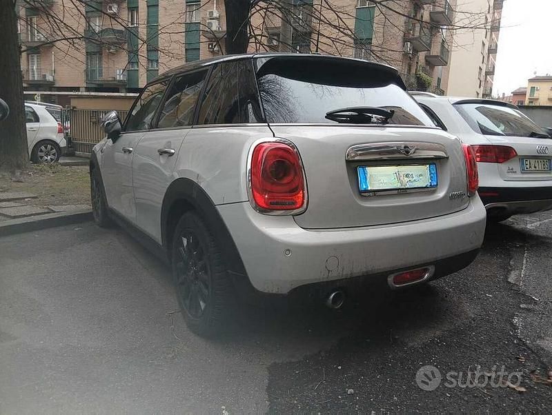 Usata Mini Cooper 175 CV (128 kW) 2015 Grigio Utilitaria