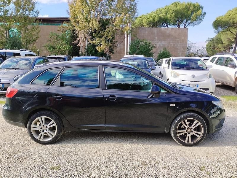 Usata Seat Ibiza ST Copa 75 CV (55 kW) 2011 Gray Station wagon