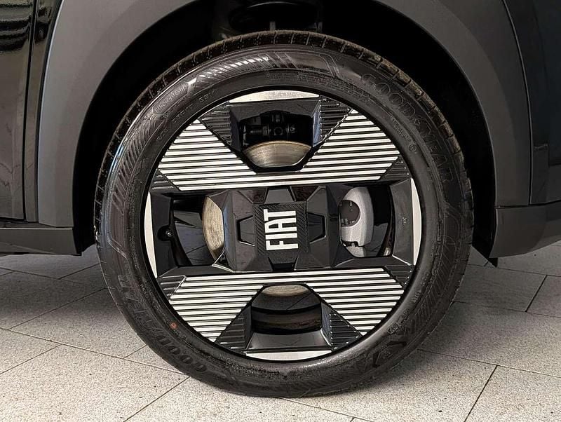 Nuova Fiat Grande Panda La Prima 101 CV (74 kW) 2025 Nero Utilitaria