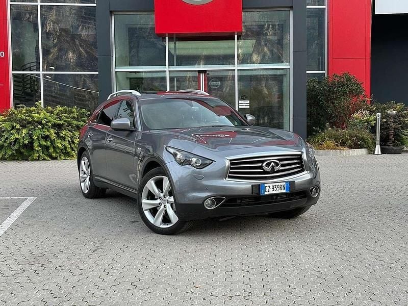 Grigio Usata 2015 Infiniti QX70 SUV | 15.000 € (Buon prezzo) - Immagine 1/4