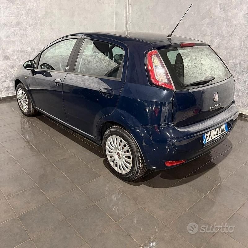 Usata Fiat Punto Evo S 69 CV (50 kW) 2011 Blu/azzurro Utilitaria
