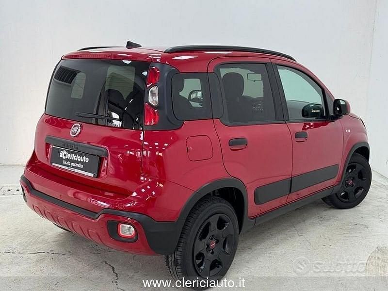 Usata Fiat Panda Cross Cross 69 CV (50 kW) 2024 Blu italia Utilitaria