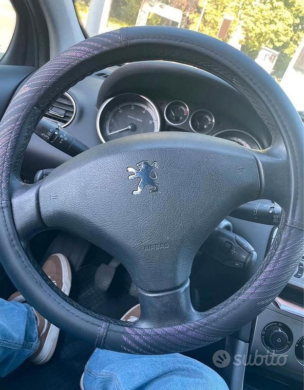 Usata Peugeot 308 95 CV (69 kW) 2008 Grigio Berlina