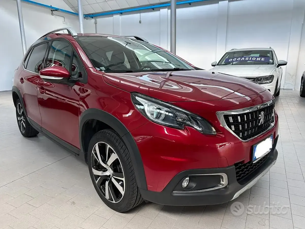 Gebraucht Peugeot 2008 S 131 PS (96 kW) 2018 Rot SUV