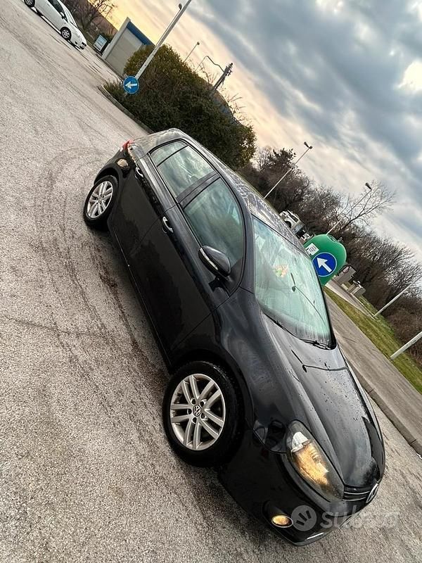 Usata VW Golf VI 140 CV (102 kW) 2010 Nero Utilitaria