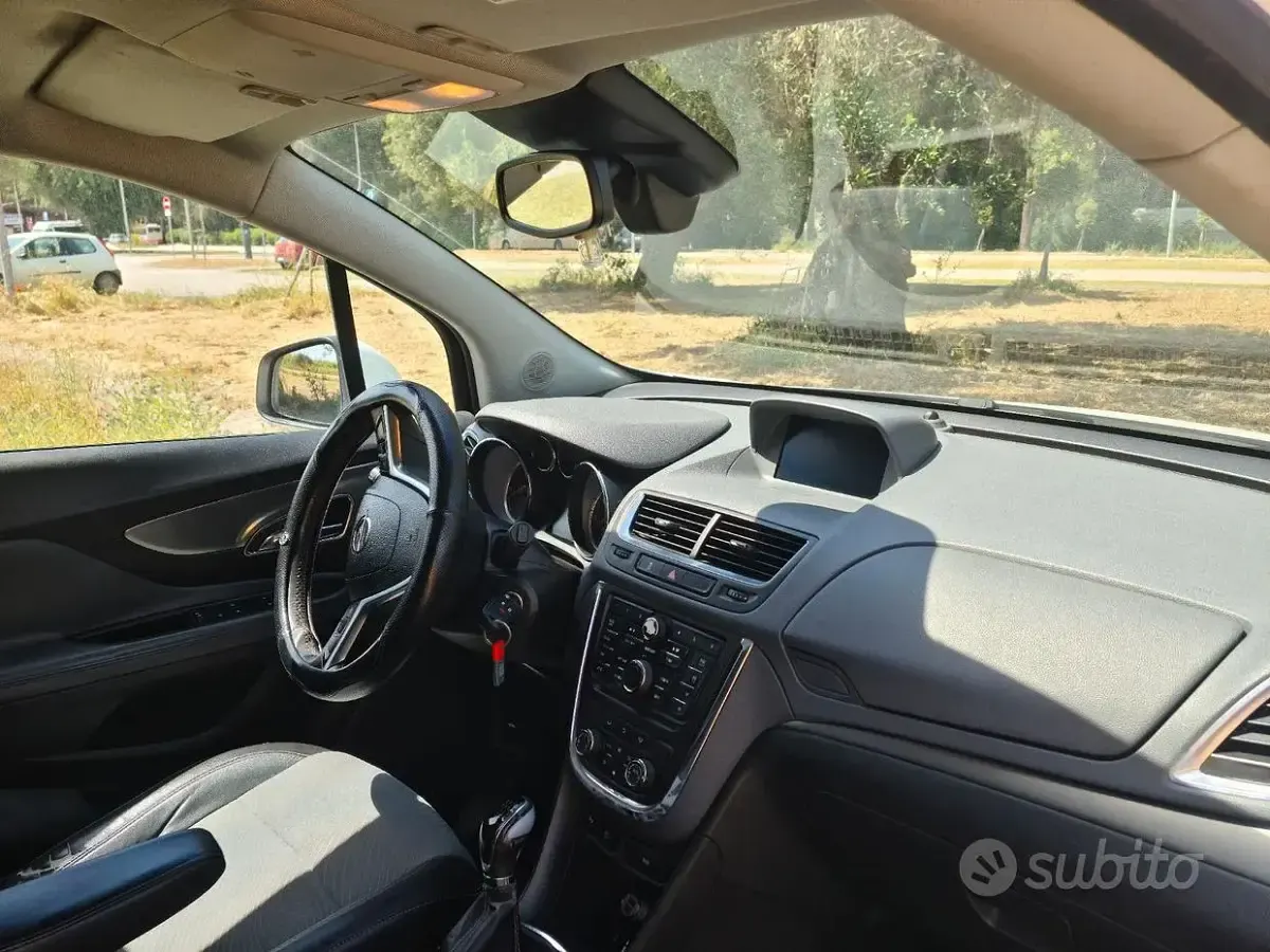 Usata Opel Mokka 131 CV (96 kW) 2013 Bianco SUV