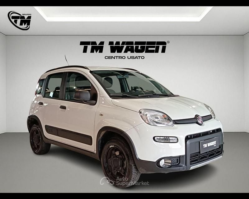 Usata Fiat Panda 4x4 S 95 CV (69 kW) 2017 Bianco Utilitaria