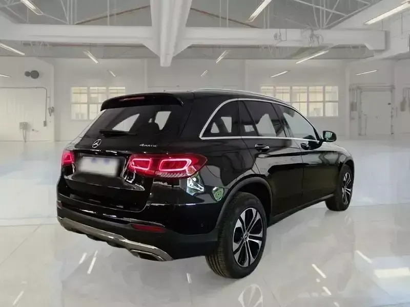 Usata Mercedes GLC300de Business 194 CV (142 kW) 2022 SUV