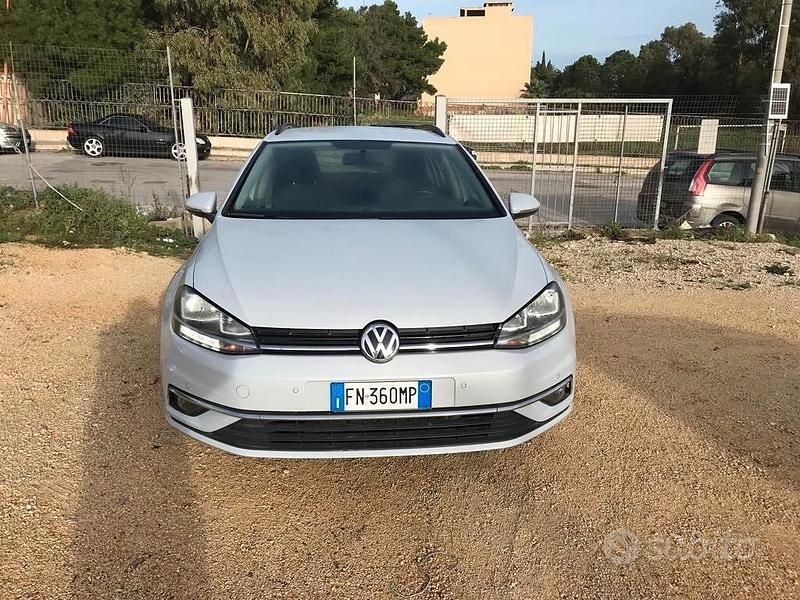 Grigio Usata 2018 VW Golf VII Business Station wagon | 8000 € (Ottimo prezzo) - Immagine 1/4