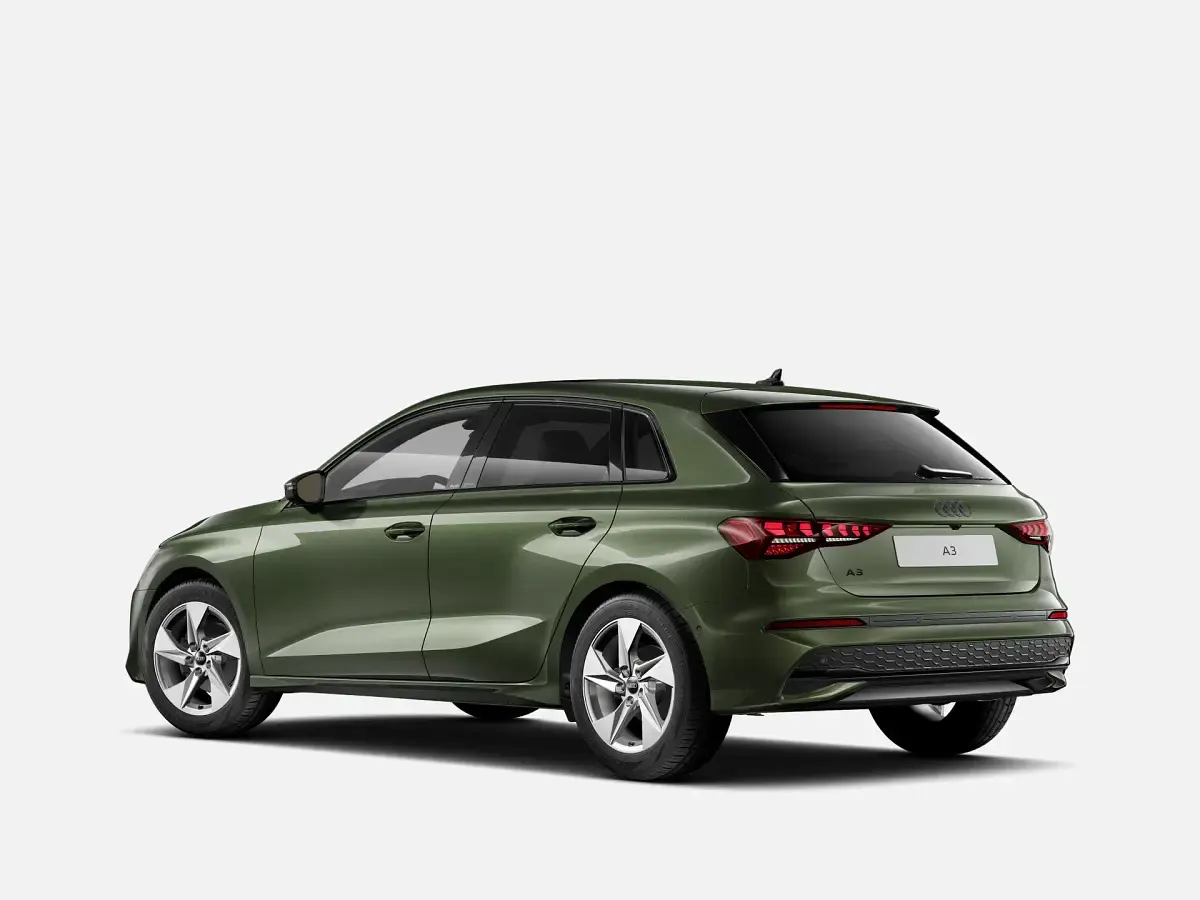 Nuova Audi A3 Advanced 150 CV (110 kW) 2026 Verde district metallizzato