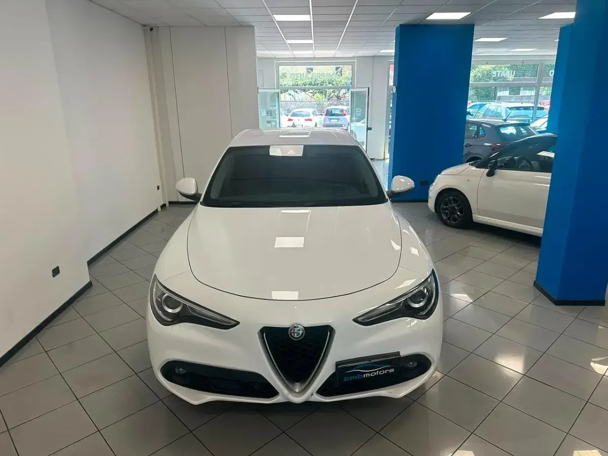 Usata Alfa Romeo Stelvio Ti 190 CV (139 kW) 2020 Bianco SUV