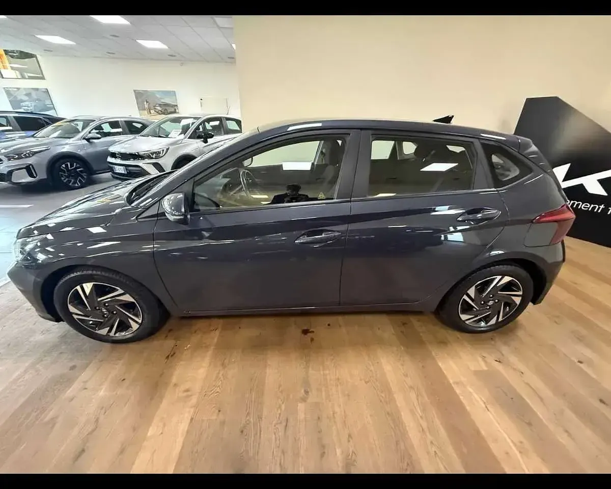 Usata Hyundai i20 83 CV (61 kW) 2022 Grigio Utilitaria