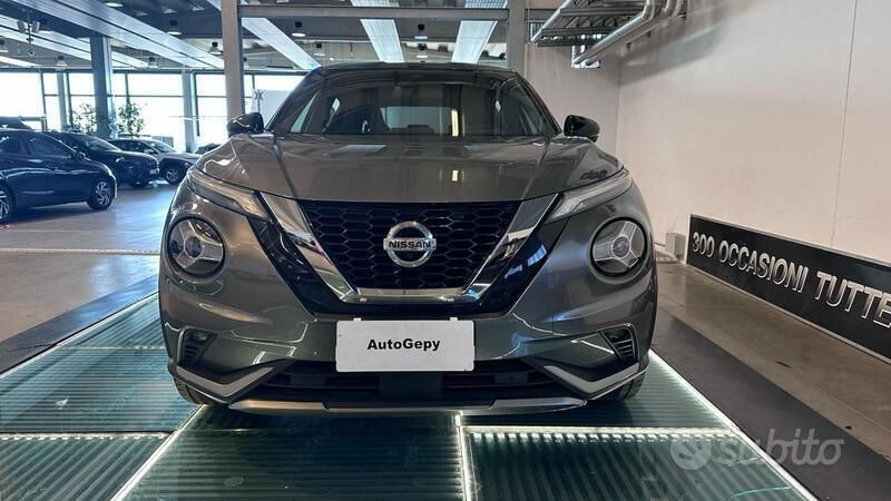 Usata Nissan Juke Tekna 114 CV (83 kW) 2022 Grigio SUV