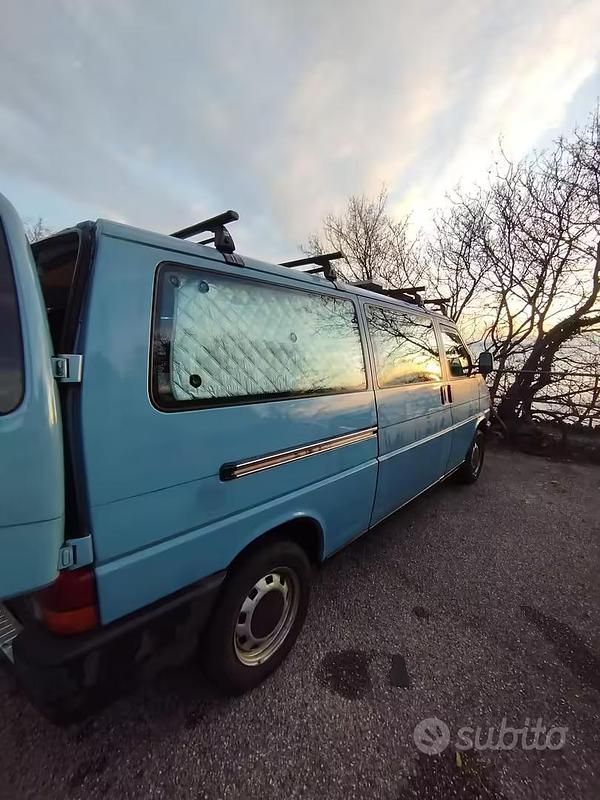 Usata VW Transporter 78 CV (57 kW) 1995 Blu Furgone