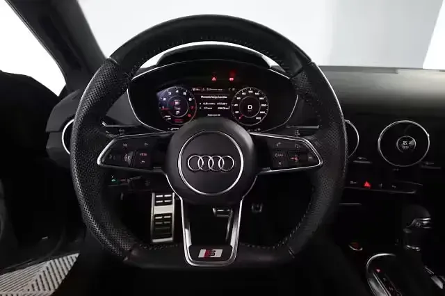 Usata Audi TT 197 CV (144 kW) 2019 Grigio daytona Coupé